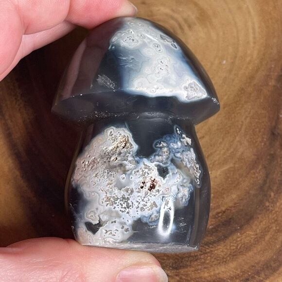 Orca agate mushroom carving crystal druzy black white - Picture 3 of 9